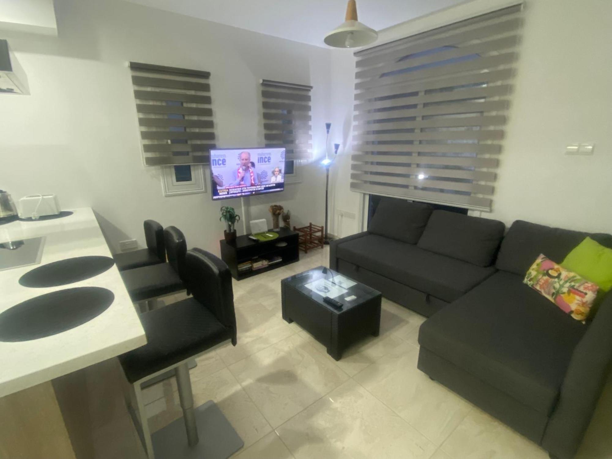 Villa Mario - 2Min Walk From Kapparis Beach パラリムニ エクステリア 写真